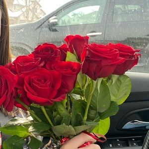 Meet your Posher, Em